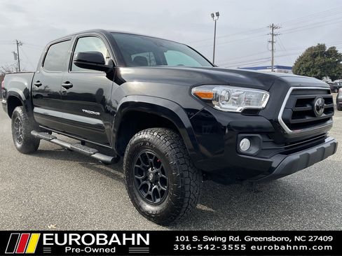 Used 2021 Toyota Tacoma SR5 image 24