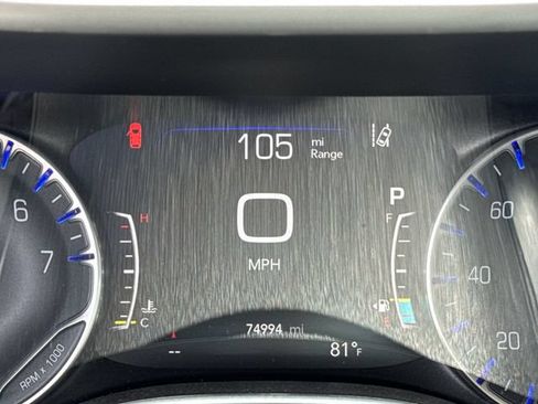 Used 2024 Chrysler Pacifica Touring-L FWD image 18