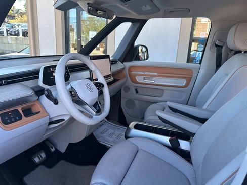Used 2025 Volkswagen ID. Buzz Pro S Plus AWD/4WD image 19