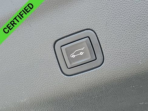 Certified 2021 Chevrolet Tahoe High Country AWD/4WD image 36