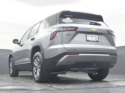 Used 2025 Chevrolet Equinox LT FWD image 28