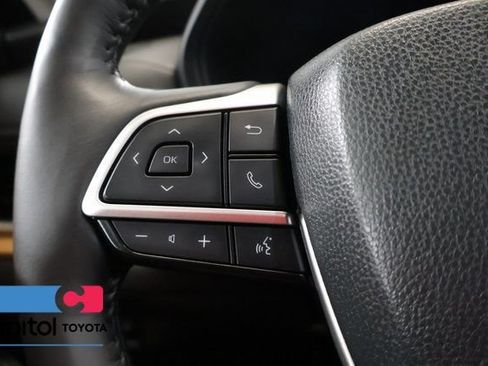 Certified 2024 Toyota Grand Highlander AWD image 19