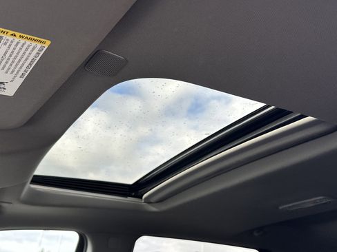 Used 2023 GMC Sierra 1500 Denali w/ Technology Package image 17