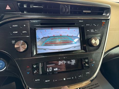 Used 2018 Toyota Avalon XLE Plus w/ Protection Package FWD image 14