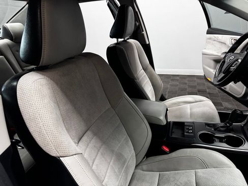 Used 2016 Toyota Camry XSE FWD image 54