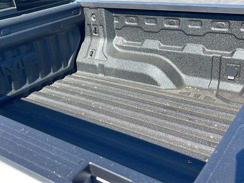 New 2025 GMC Canyon Elevation w/ Convenience Package image 28