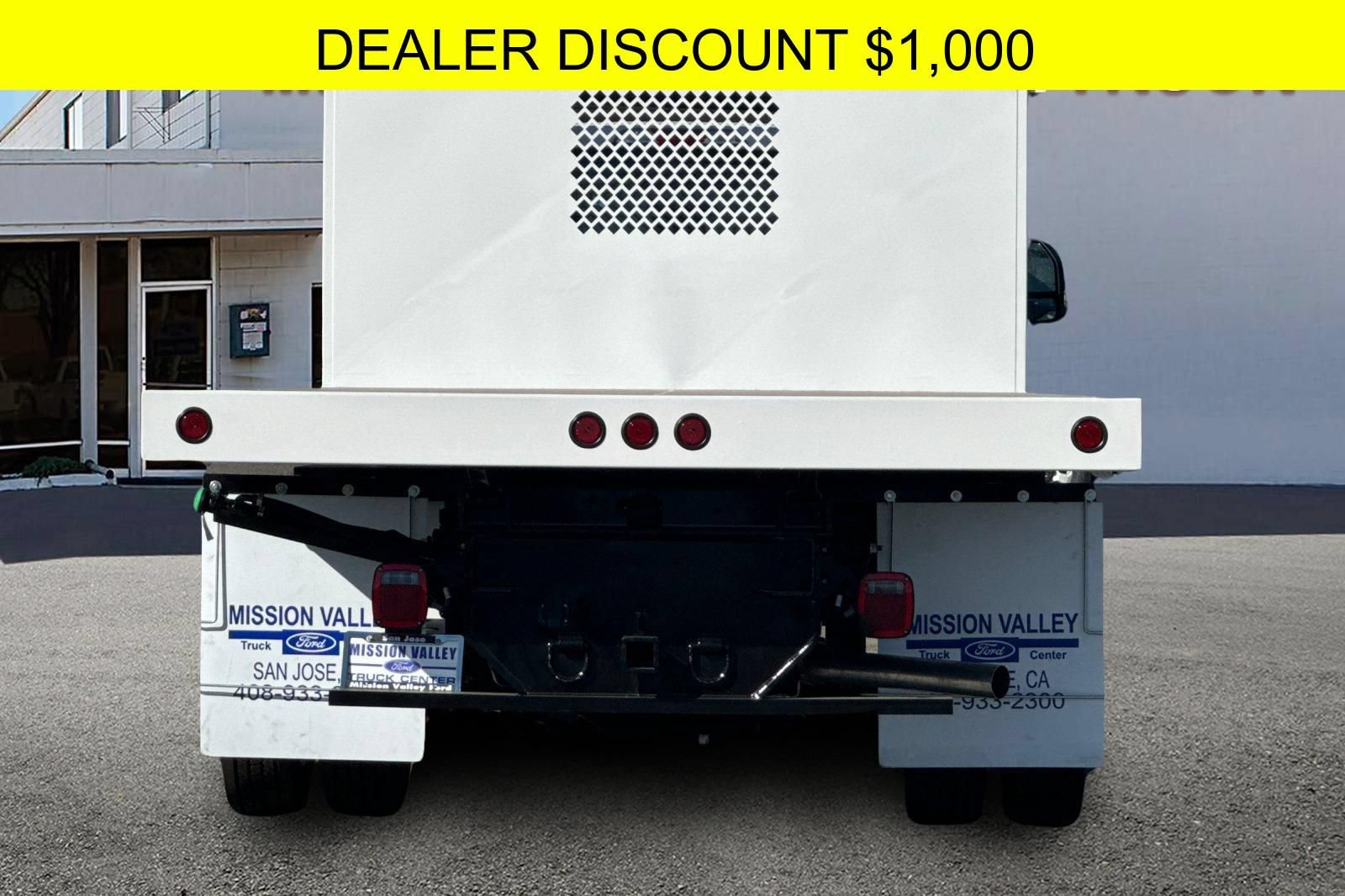 New 2024 Ford F550 2WD Regular Cab Super Duty image 5