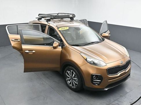 Used 2017 Kia Sportage EX image 35