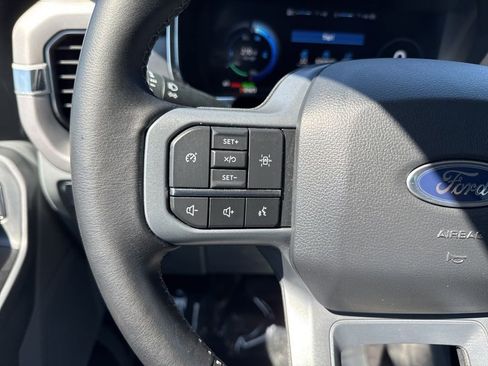 Used 2023 Ford F150 Lightning XLT image 14