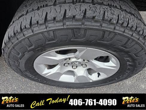 Used 2020 RAM 1500 Big Horn AWD/4WD image 10