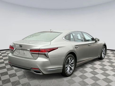 Used 2018 Lexus LS 500 AWD w/ Accessory Package (Z1) image 2