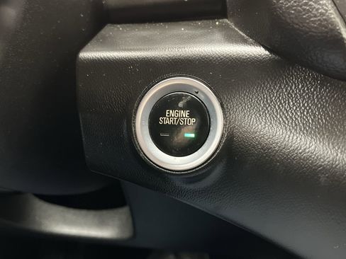 Used 2018 GMC Terrain SLE w/ Driver Convenience Package image 19