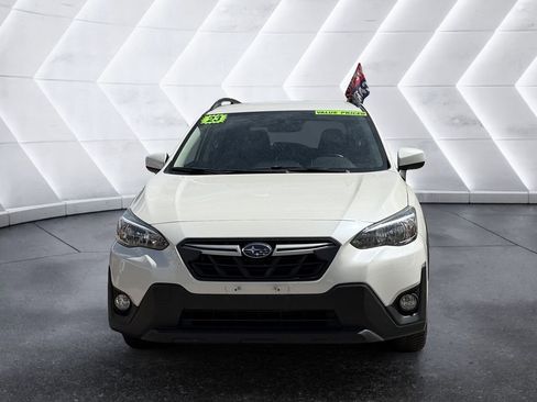 Used 2023 Subaru Crosstrek 2.0i Premium w/ Popular Package #4A image 2