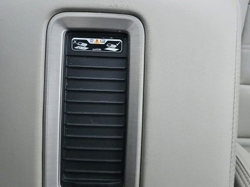 Used 2019 GMC Yukon Denali w/ Denali Ultimate Package image 28