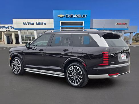 Used 2026 Hyundai Palisade Calligraphy FWD image 11