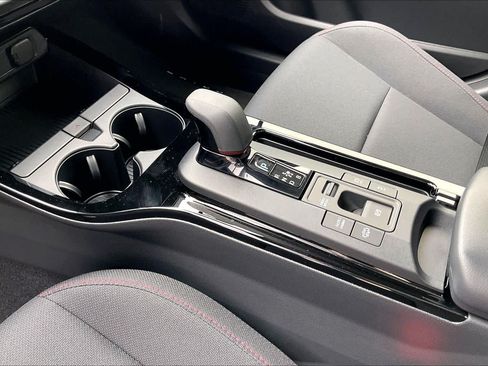 New 2026 Toyota Prius Plug-In Hybrid FWD image 7