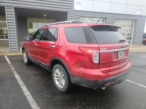 Used 2011 Ford Explorer XLT w/ 202A Rapid Spec Order Code image 4