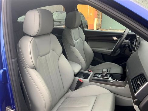 Used 2023 Audi Q5 2.0T Premium Plus w/ Premium Plus Package image 9