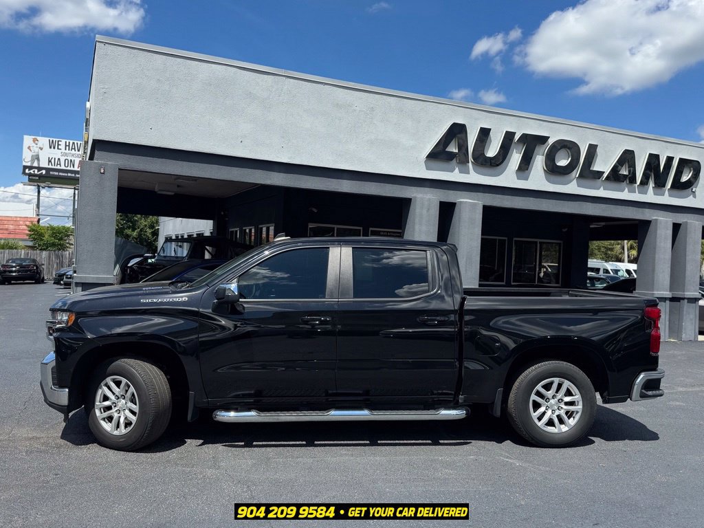 Used 2021 Chevrolet Silverado 1500 LT RWD image 3