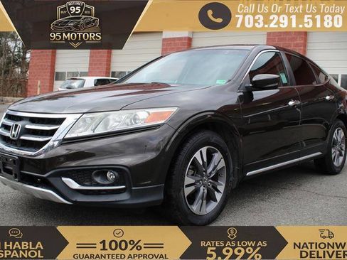 Used 2014 Honda Crosstour EX image 1