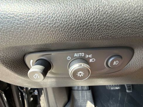 Certified 2020 Chevrolet Traverse Premier w/ LPO, Floor Liner Package AWD/4WD image 18