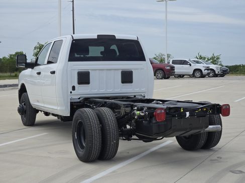 New 2026 RAM 3500 Tradesman AWD/4WD image 3