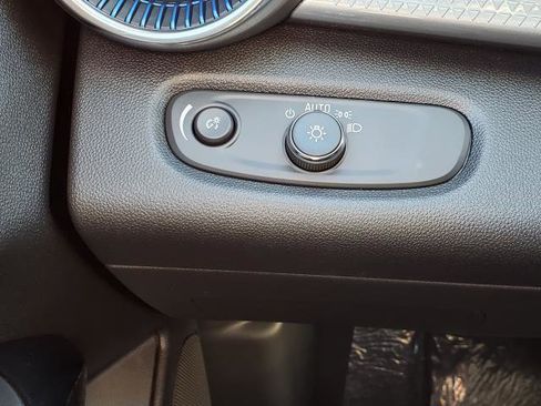 New 2026 Chevrolet Trax LT image 11