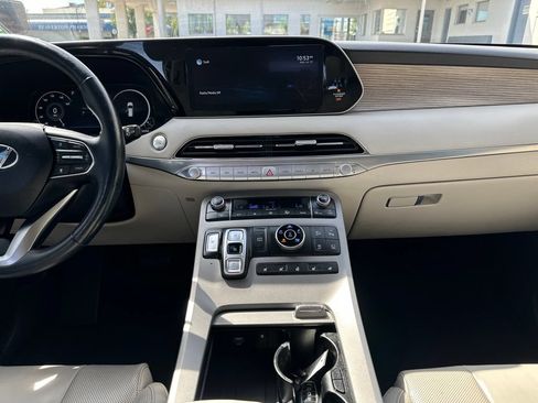 Used 2022 Hyundai Palisade Limited w/ Cargo Package AWD/4WD image 16