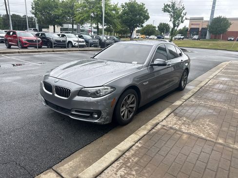 Used 2015 BMW 528i Sedan RWD image 4