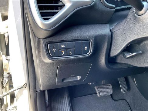 Used 2020 Kia Soul S FWD image 33