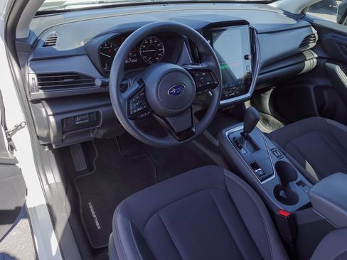 Used 2025 Subaru Crosstrek 2.5i Premium AWD/4WD image 9