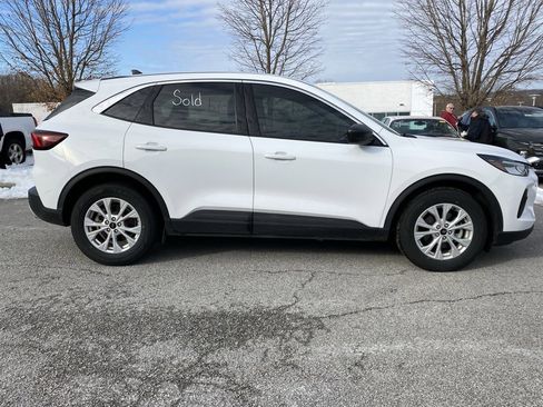 Used 2024 Ford Escape Active image 7