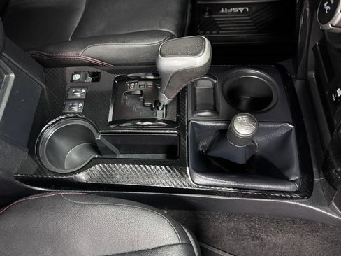 Used 2018 Toyota 4Runner TRD Off-Road Premium w/ TRD Performance Package image 10