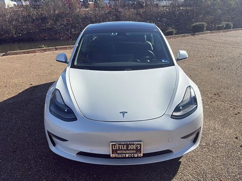 Used 2021 Tesla Model 3 Standard Range Plus image 14
