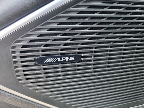 Used 2023 Jeep Wagoneer Series II RWD image 17