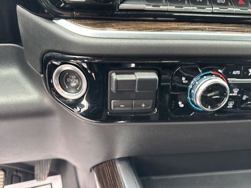 Used 2022 GMC Sierra 1500 Elevation w/ Elevation Premium Package image 16