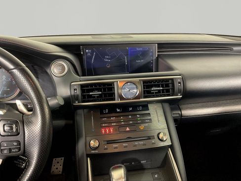 Used 2019 Lexus IS 300 F Sport w/ F Sport Package AWD/4WD image 9