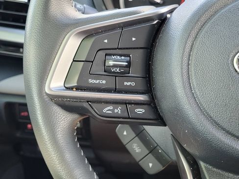 Used 2022 Subaru Forester Limited AWD/4WD image 18