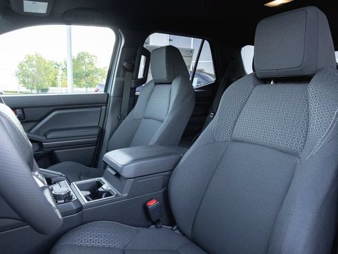New 2026 Toyota 4Runner SR5 AWD/4WD image 9