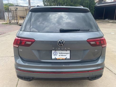 Used 2022 Volkswagen Tiguan SE R-Line AWD/4WD image 3