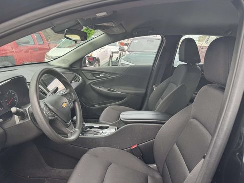 Used 2024 Chevrolet Malibu LT FWD image 16