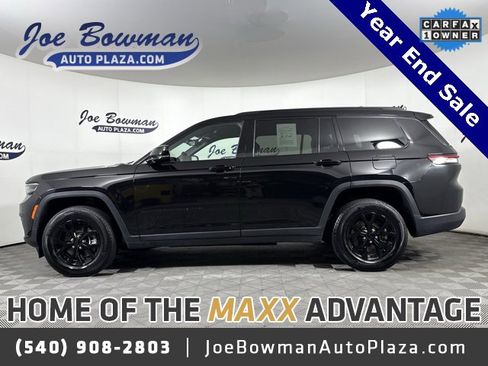 Used 2024 Jeep Grand Cherokee L Laredo image 1
