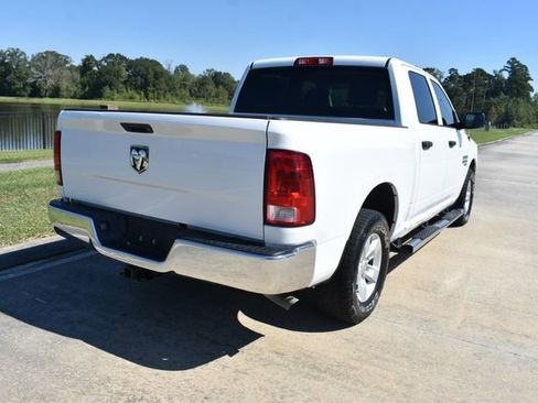 Used 2019 RAM 1500 Tradesman w/ Chrome Appearance Group image 4