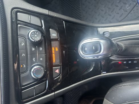 Used 2019 Buick Encore Preferred image 12