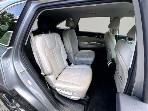 Used 2022 Kia Sorento SX Prestige AWD/4WD image 20