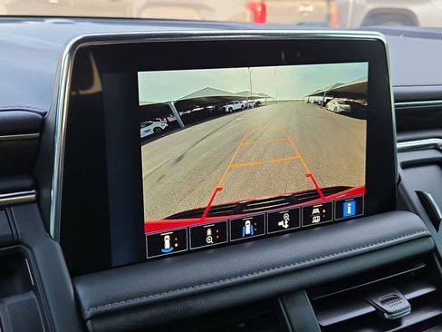 Used 2023 Chevrolet Tahoe LT w/ Luxury Package image 25