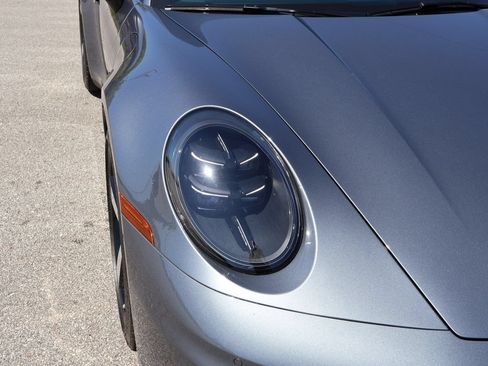Certified 2025 Porsche 911 Carrera RWD image 16