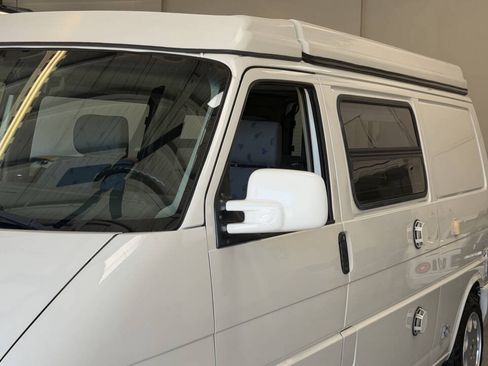 Used 1997 Volkswagen Eurovan Camper FWD image 28