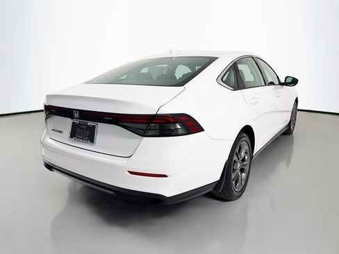 Used 2023 Honda Accord EX image 7