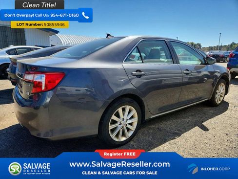 Used 2012 Toyota Camry XLE w/ Leather Pkg FWD image 4